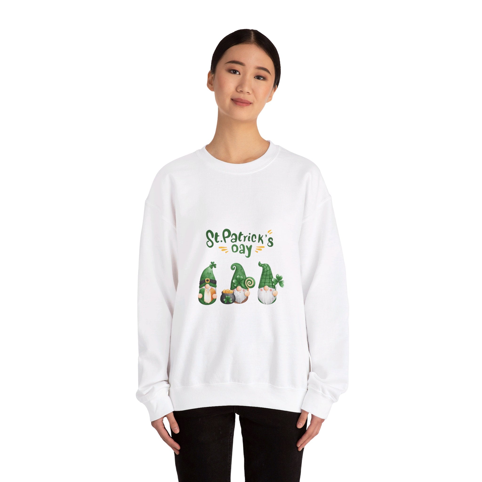 St Patty's Day Gnome Unisex Heavy Blend™ Crewneck Sweatshirt