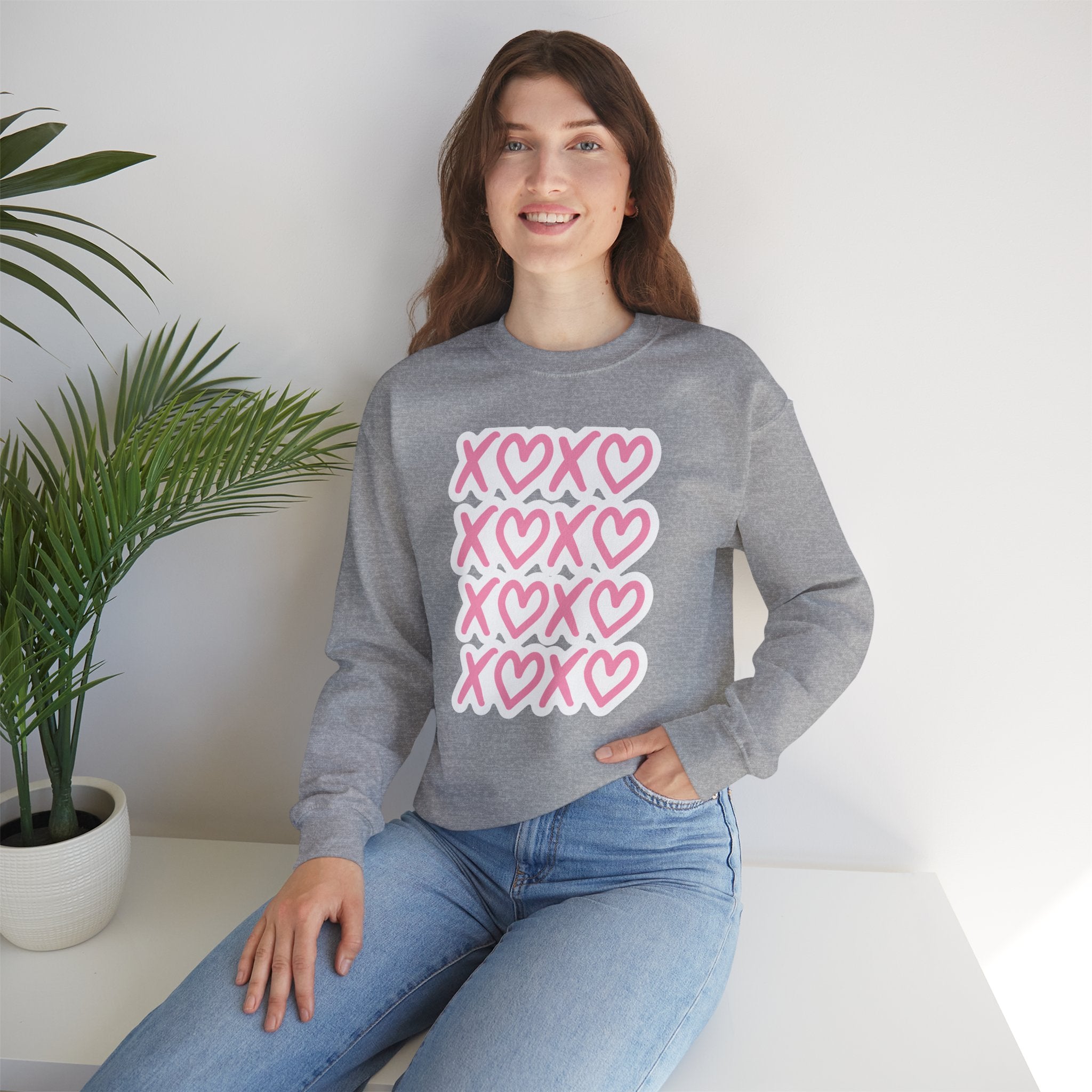 XOXO Unisex Heavy Blend™ Crewneck Sweatshirt