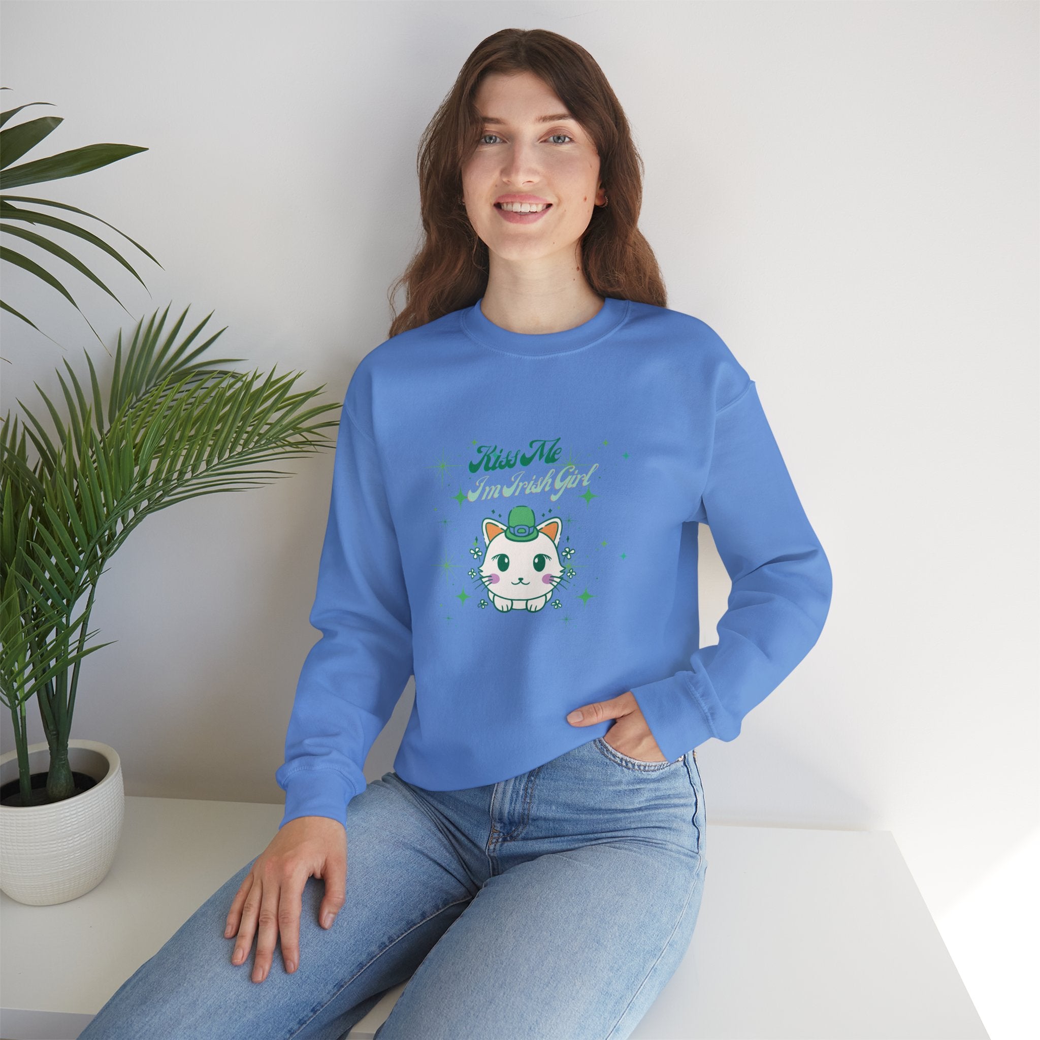 Kiss Me I'm Irish Cat Crewneck Sweatshirt - Unisex Heavy Blend™
