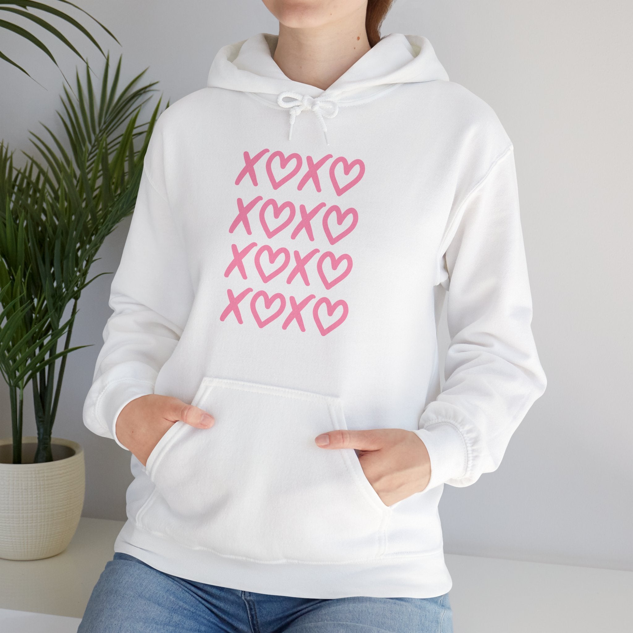 XOXO Unisex Heavy Blend™ Hooded Sweatshirt