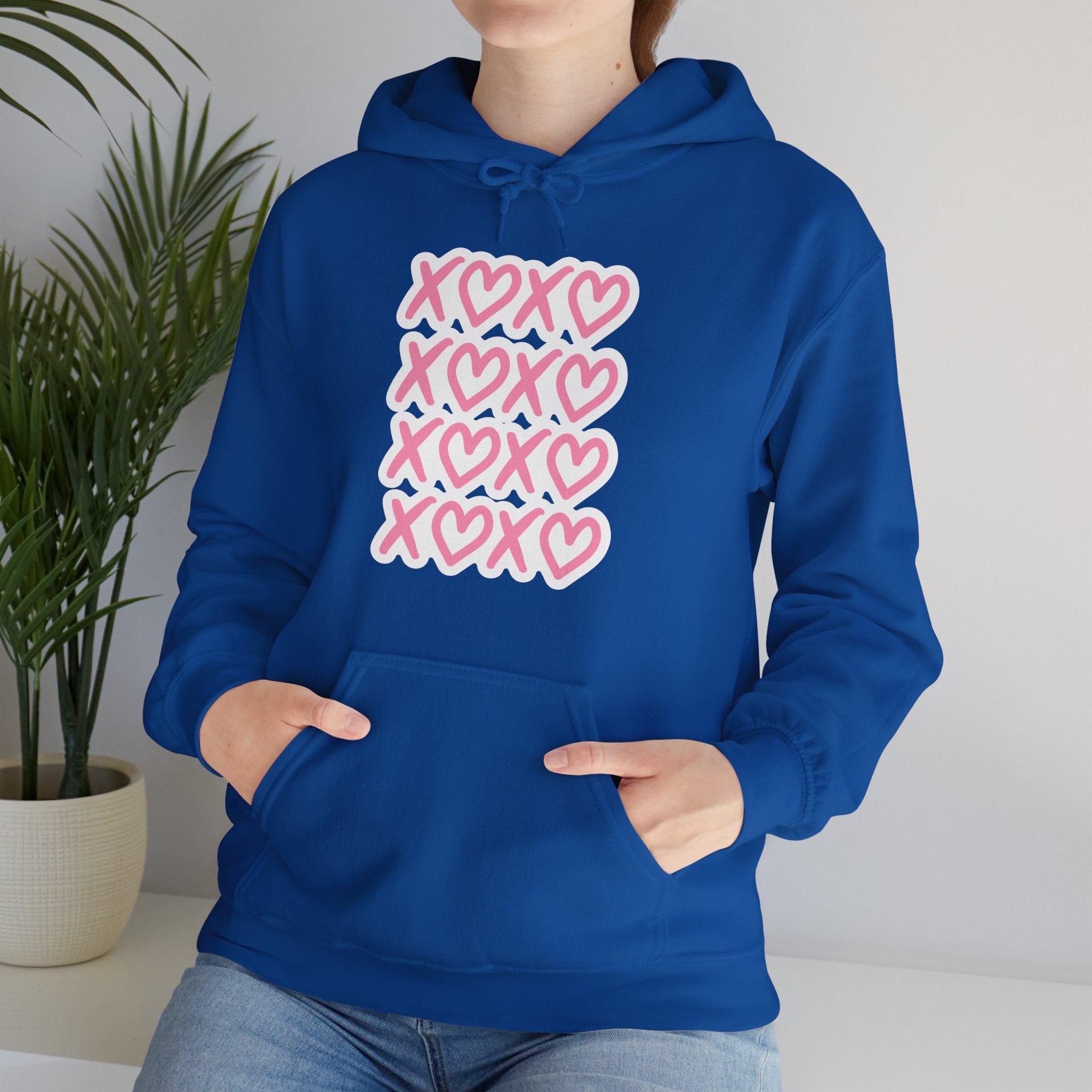 XOXO Unisex Heavy Blend™ Hooded Sweatshirt