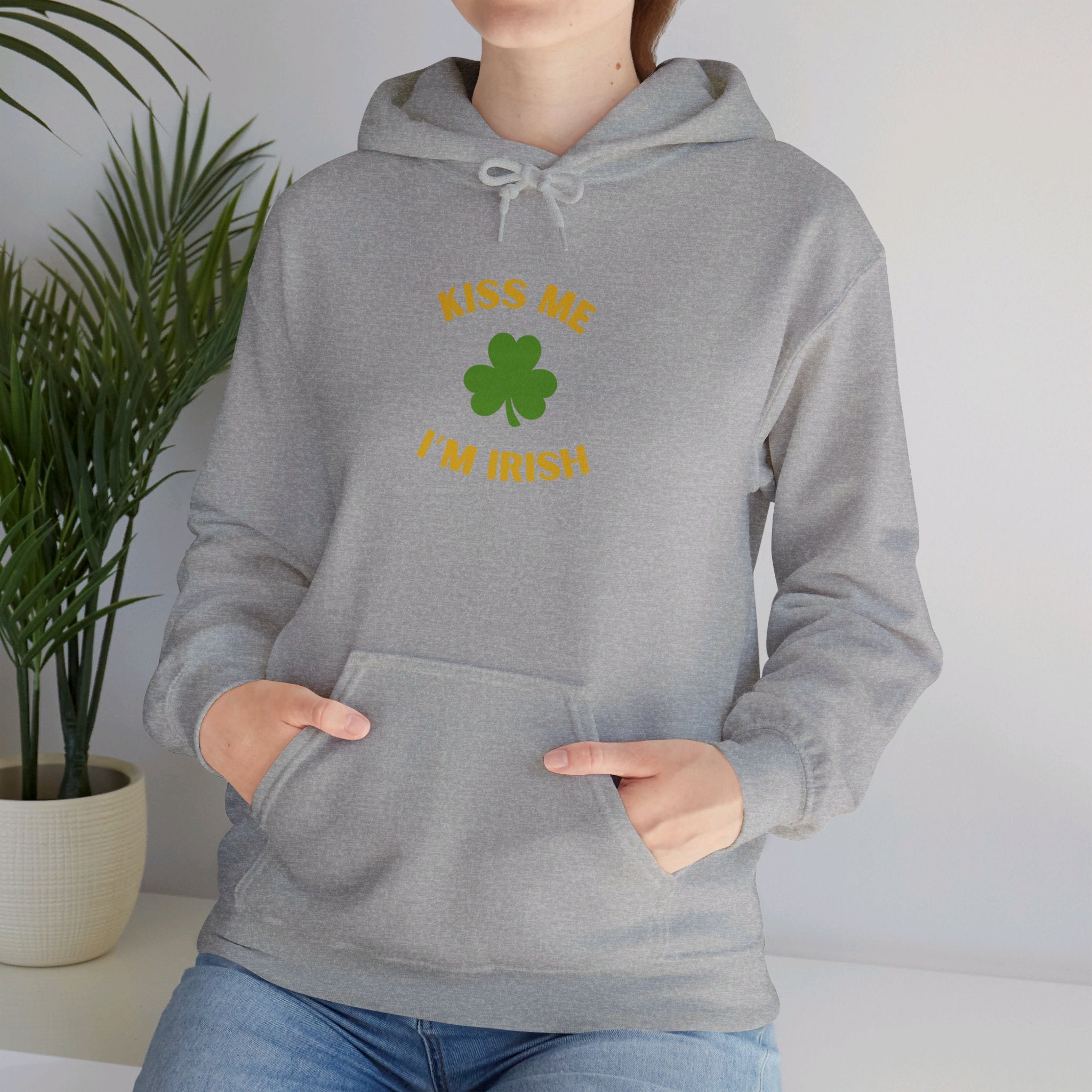 Kiss Me I'm Irish Unisex Heavy Blend™ Hooded Sweatshirt