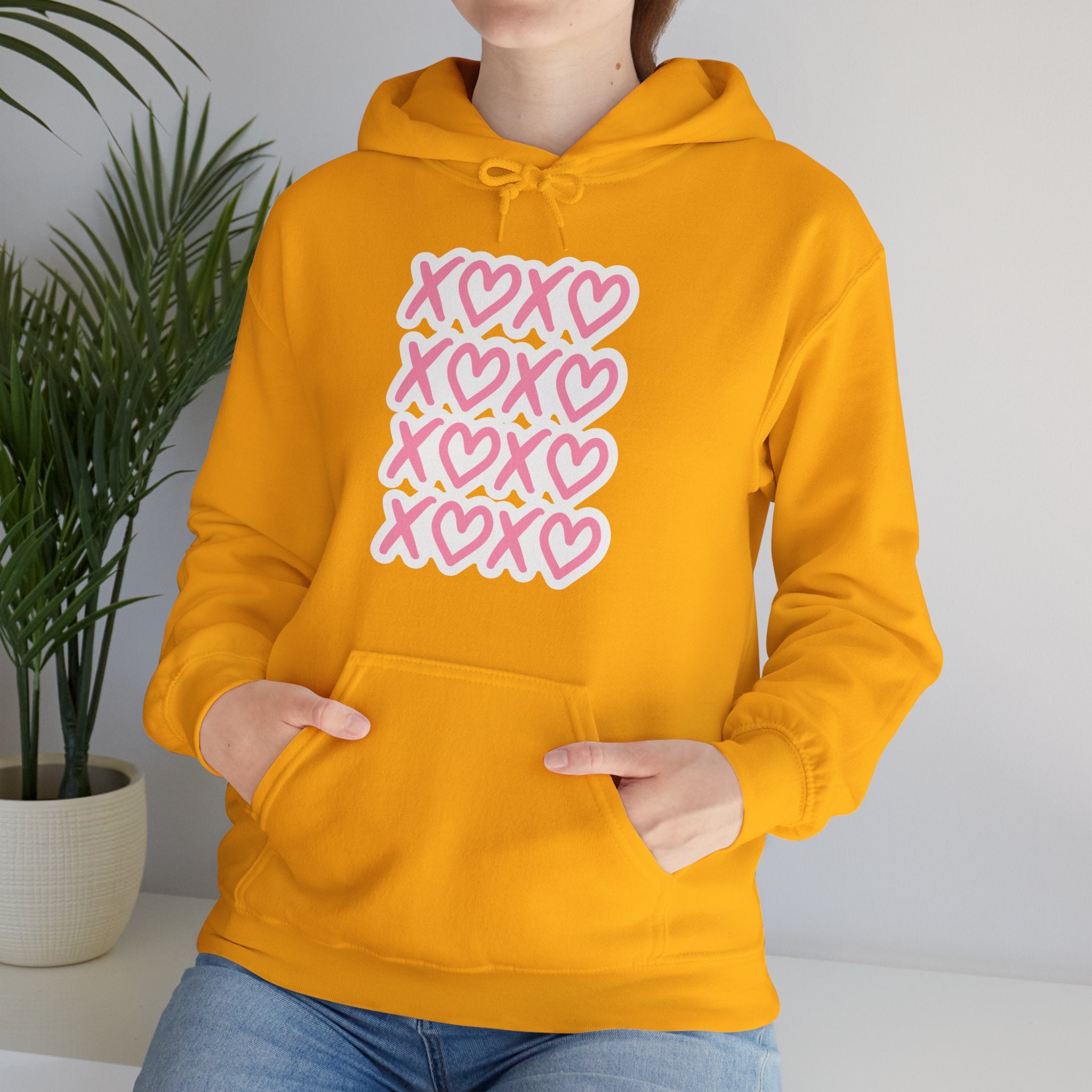 XOXO Unisex Heavy Blend™ Hooded Sweatshirt