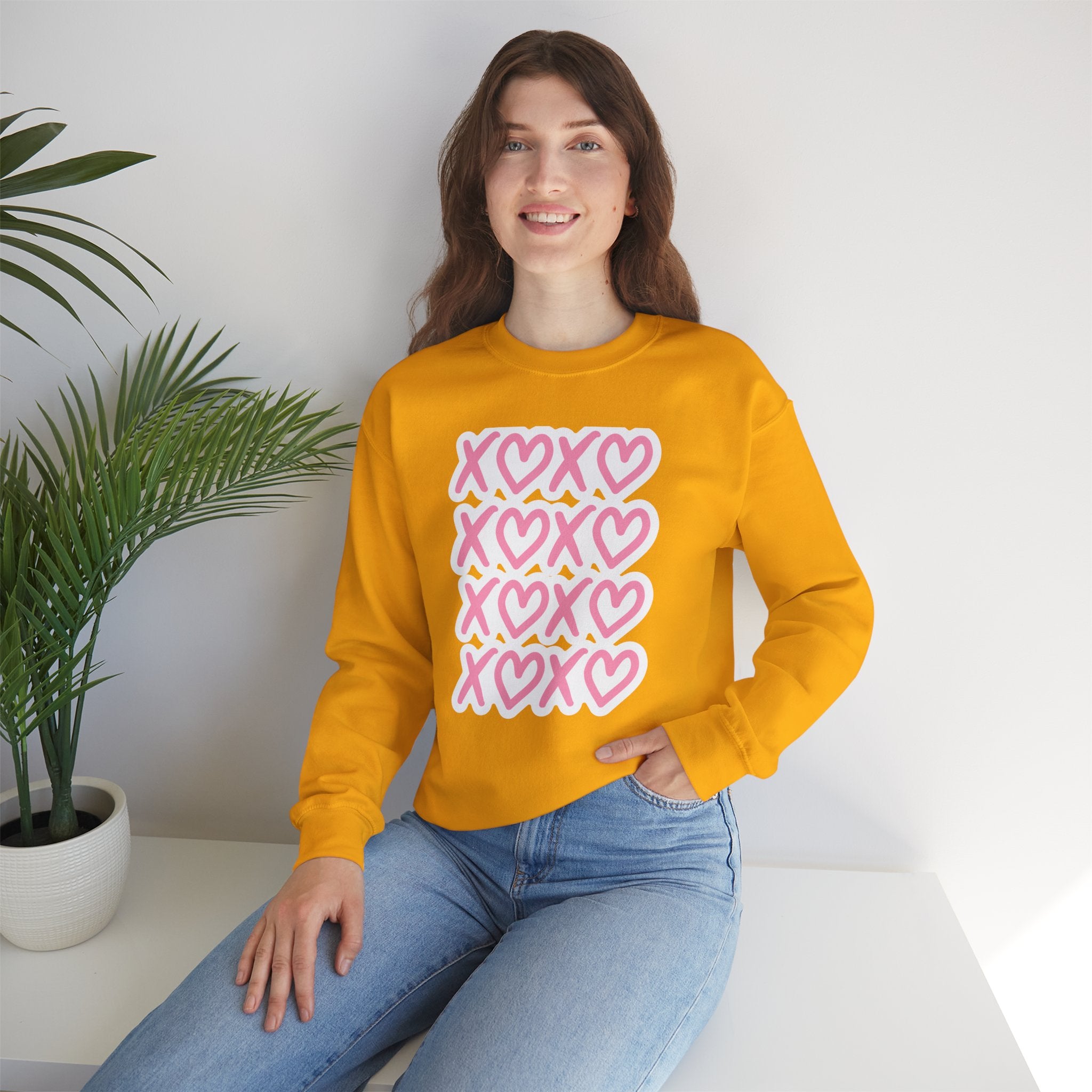 XOXO Unisex Heavy Blend™ Crewneck Sweatshirt