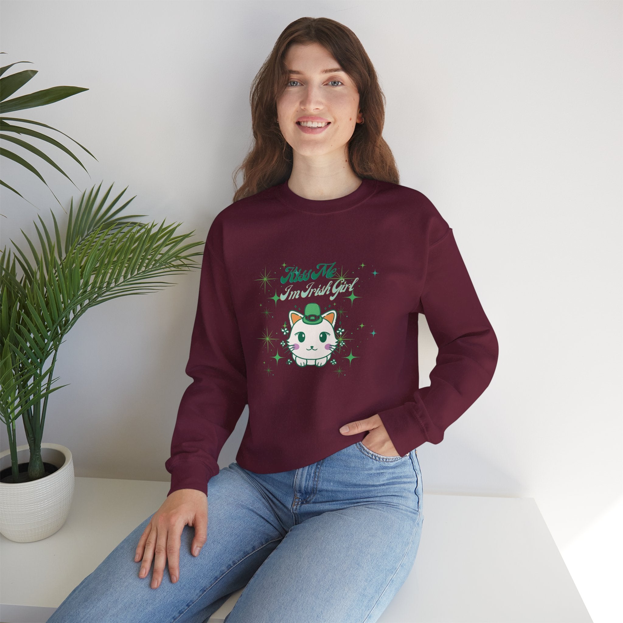Kiss Me I'm Irish Cat Crewneck Sweatshirt - Unisex Heavy Blend™