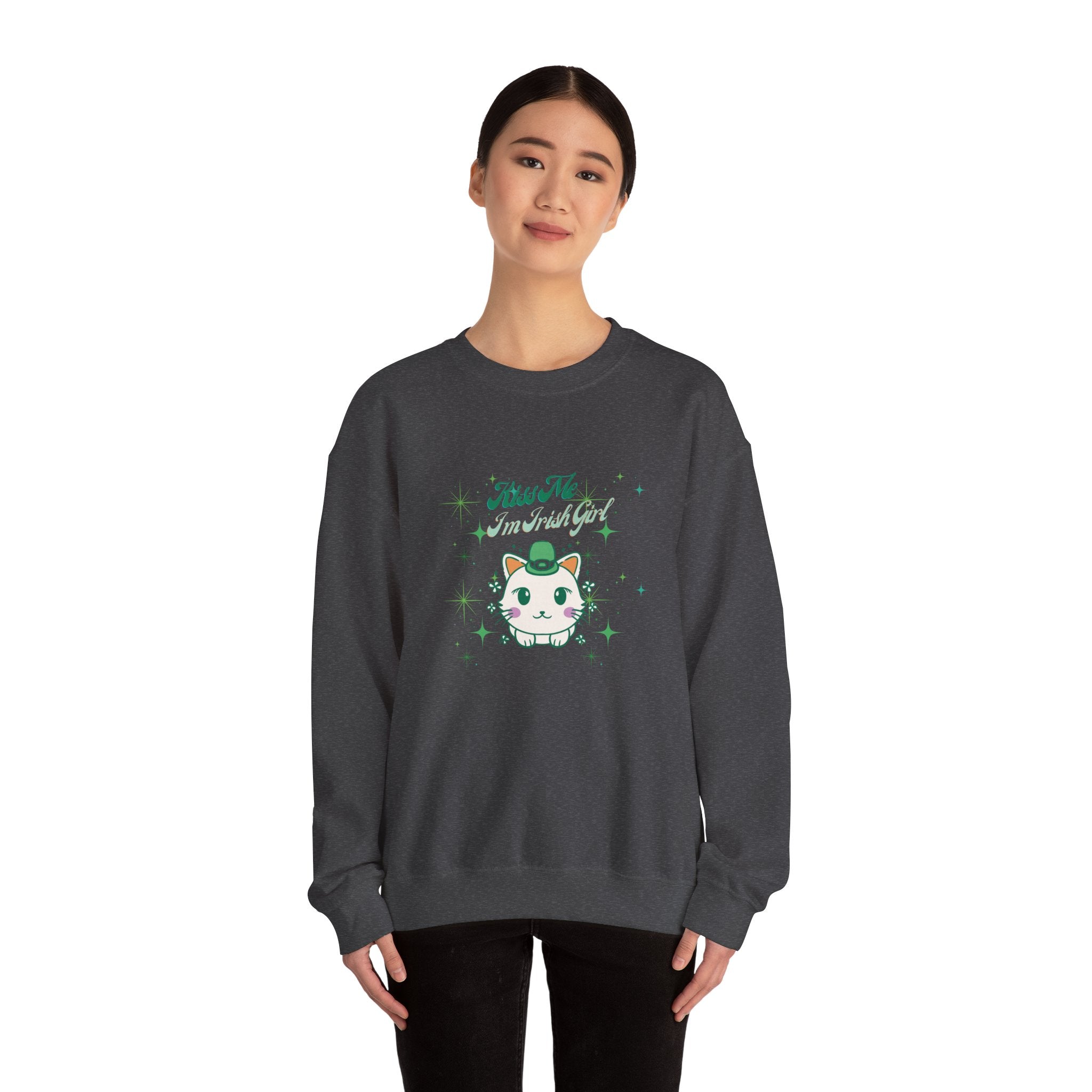 Kiss Me I'm Irish Cat Crewneck Sweatshirt - Unisex Heavy Blend™
