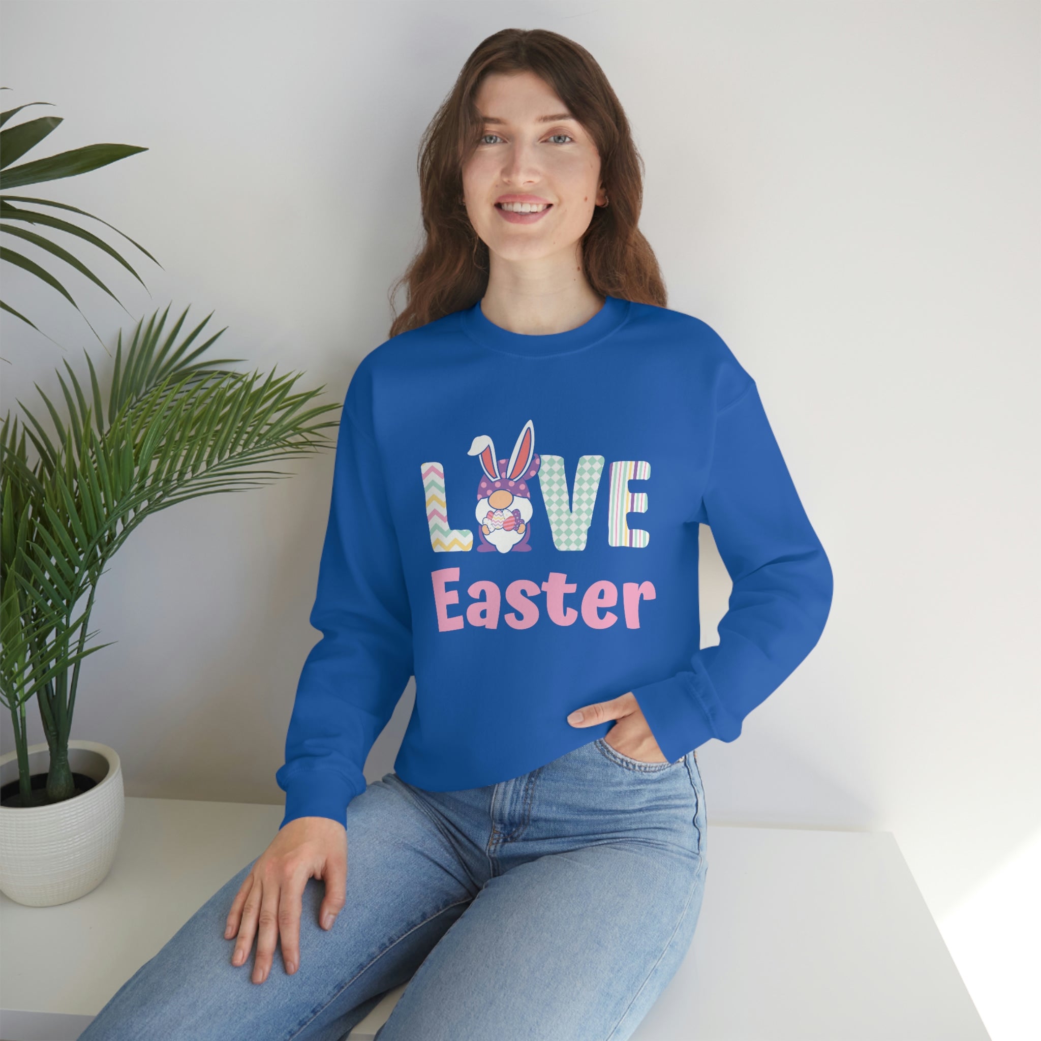 Gnome Love Easter Unisex Heavy Blend™ Crewneck Sweatshirt