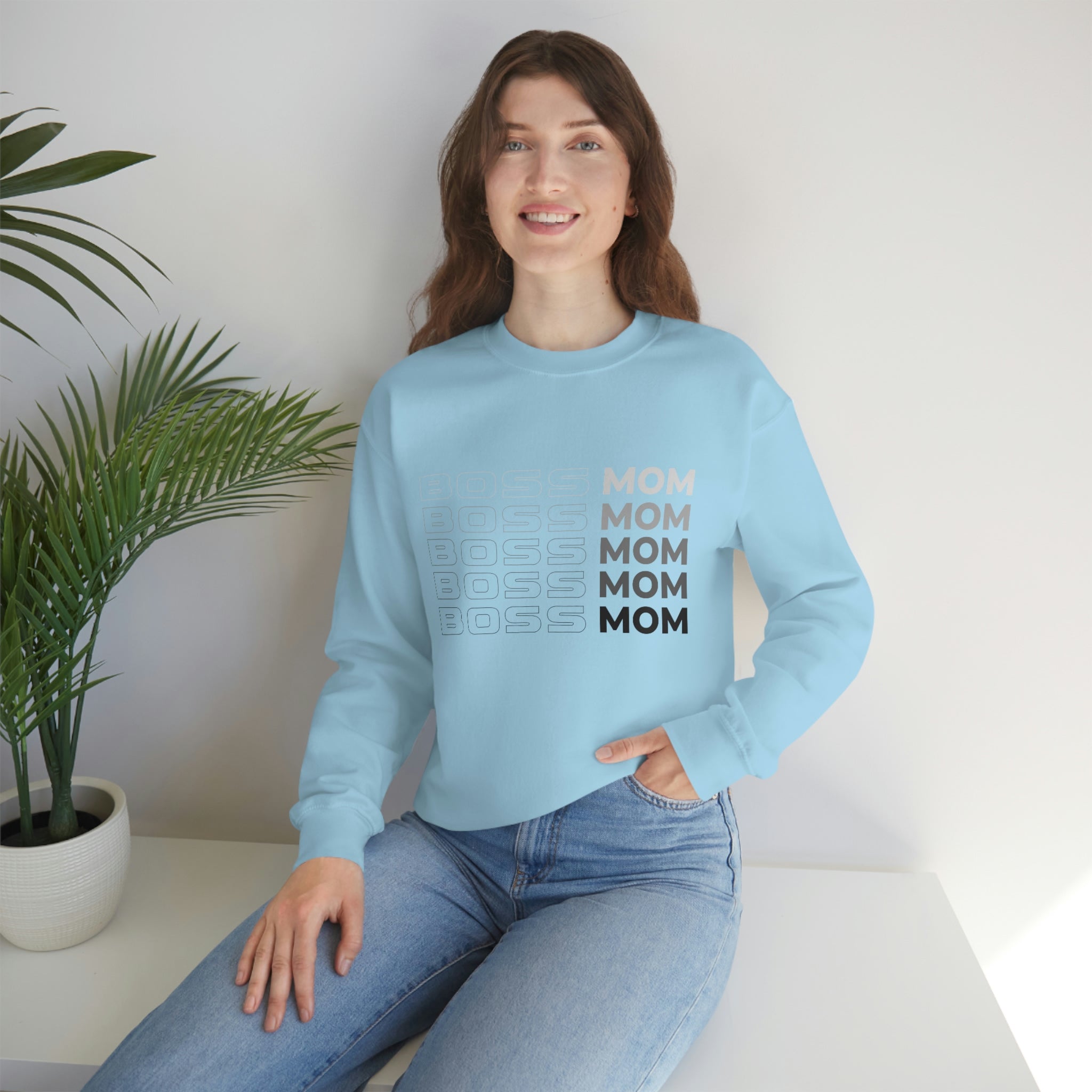 Boss Mom Unisex Heavy Blend™ Crewneck Sweatshirt