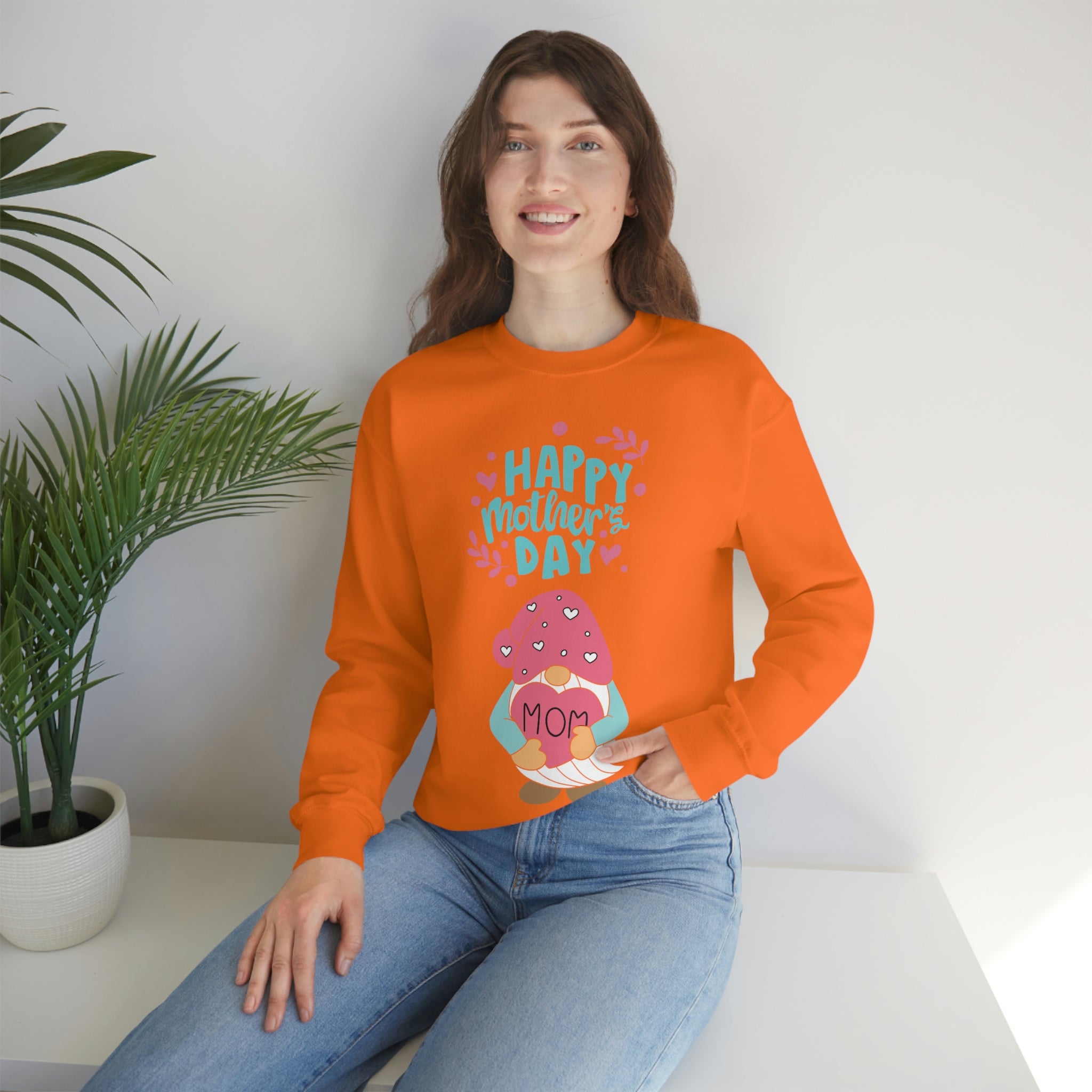 Happy Mother's Day Gnome Unisex Heavy Blend™ Crewneck Sweatshirt