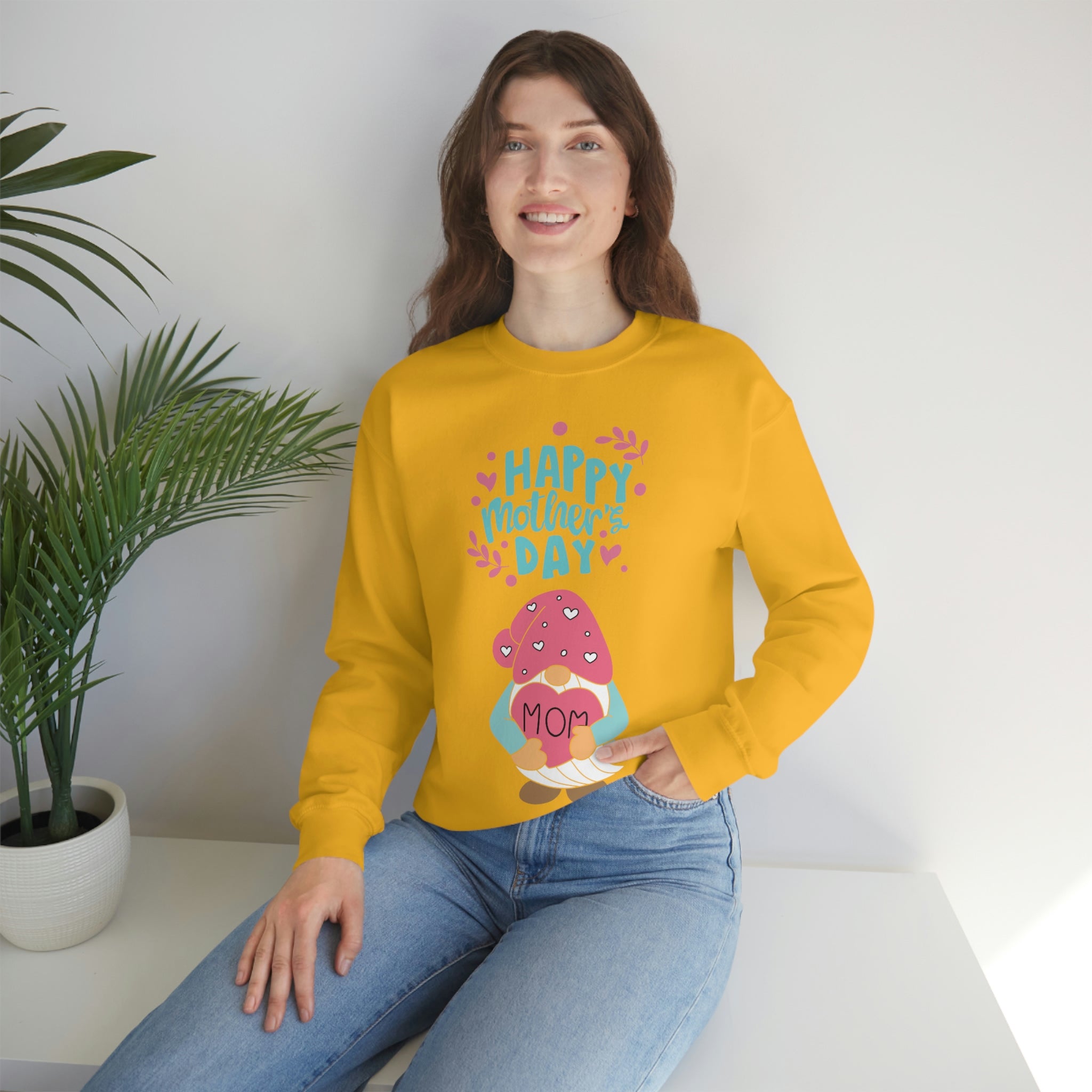 Happy Mother's Day Gnome Unisex Heavy Blend™ Crewneck Sweatshirt